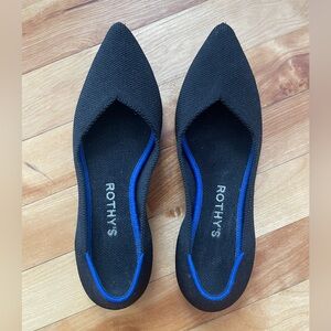 Rothy’s the point flat, size 6, black